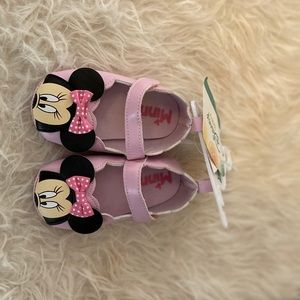 Minnie Mouse shoes